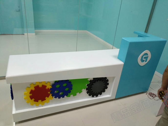 接待臺(tái)收銀臺(tái)，亮點(diǎn)在齒輪